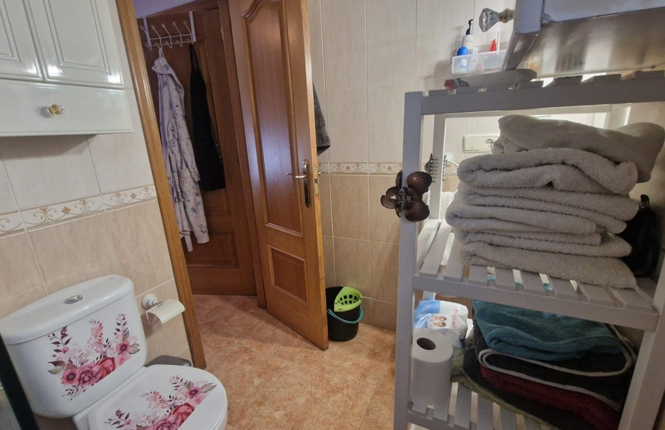 Resale - Apartamento - Torrevieja - Centro