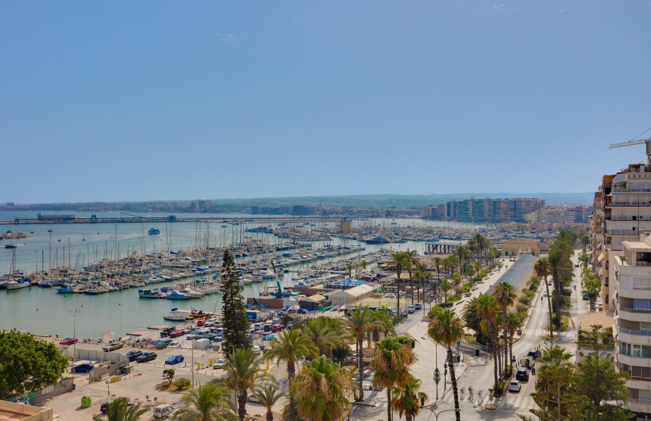 Resale - Apartamento - Torrevieja - Centro