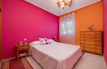 Reventa - Bungalow Planta Baja - Torrevieja - Aguas Nuevas