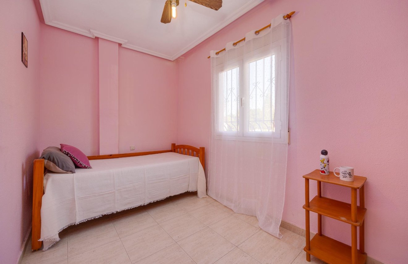 Reventa - Bungalow Planta Baja - Torrevieja - Aguas Nuevas