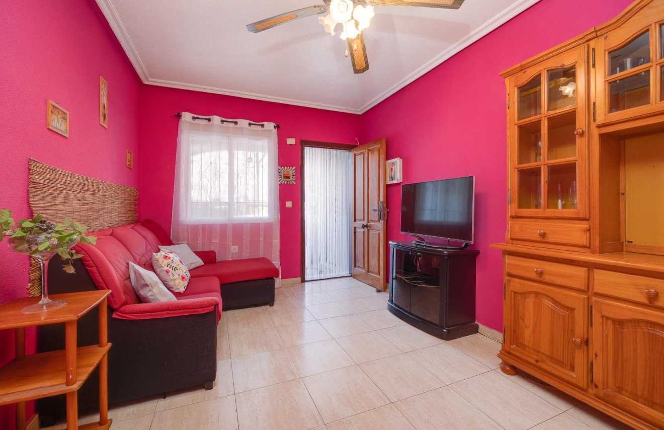 Reventa - Bungalow Planta Baja - Torrevieja - Aguas Nuevas