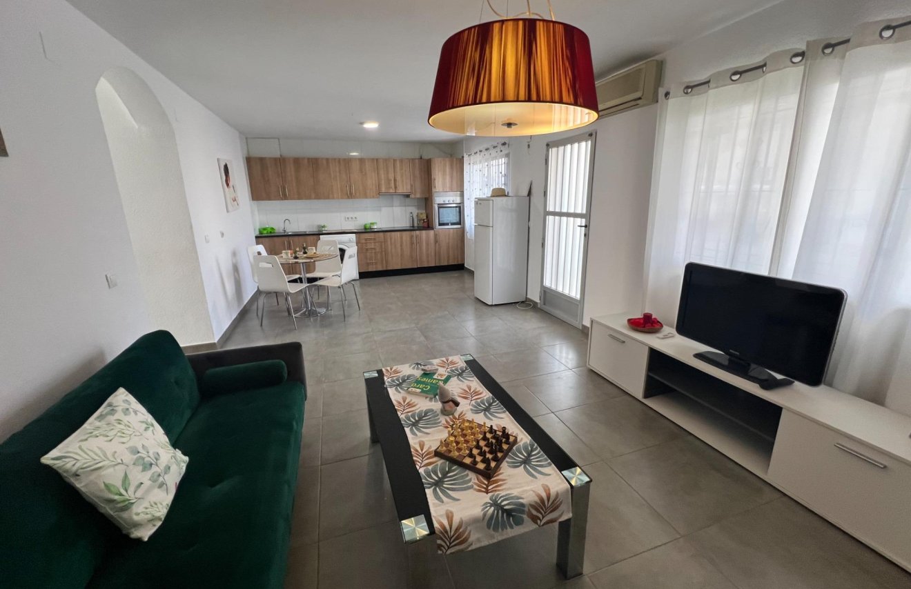 Resale - Bungalow Planta Alta - Torrevieja - Calas blanca