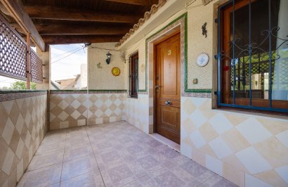 Resale - Chalet - Torrevieja - Los balcones