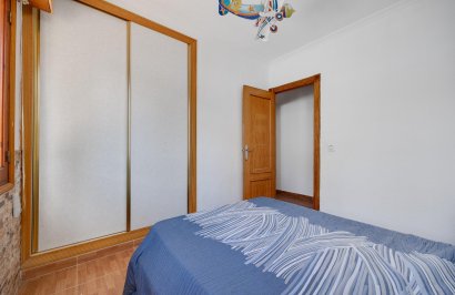 Resale - Chalet - Torrevieja - Los balcones