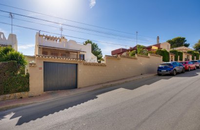 Resale - Chalet - Torrevieja - Los balcones