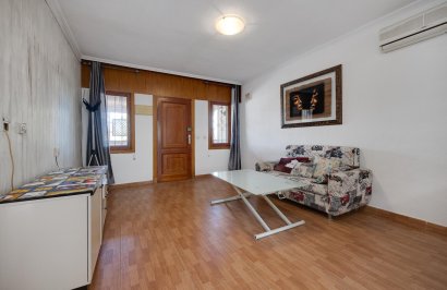 Resale - Chalet - Torrevieja - Los balcones