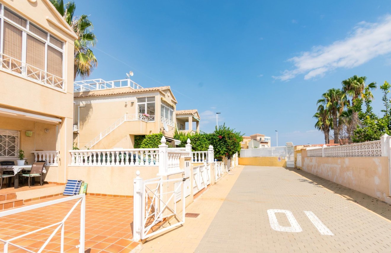 Reventa - Bungalow Planta Baja - Torrevieja - Torretas