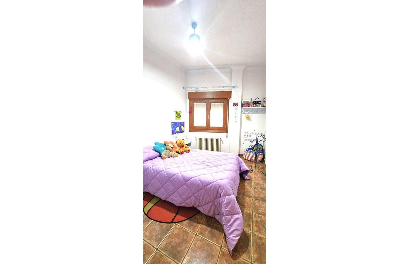 Revente - Chalet - Pinoso - CENTRO