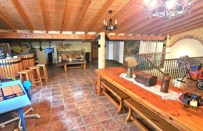 Revente - Chalet - Pinoso - CENTRO