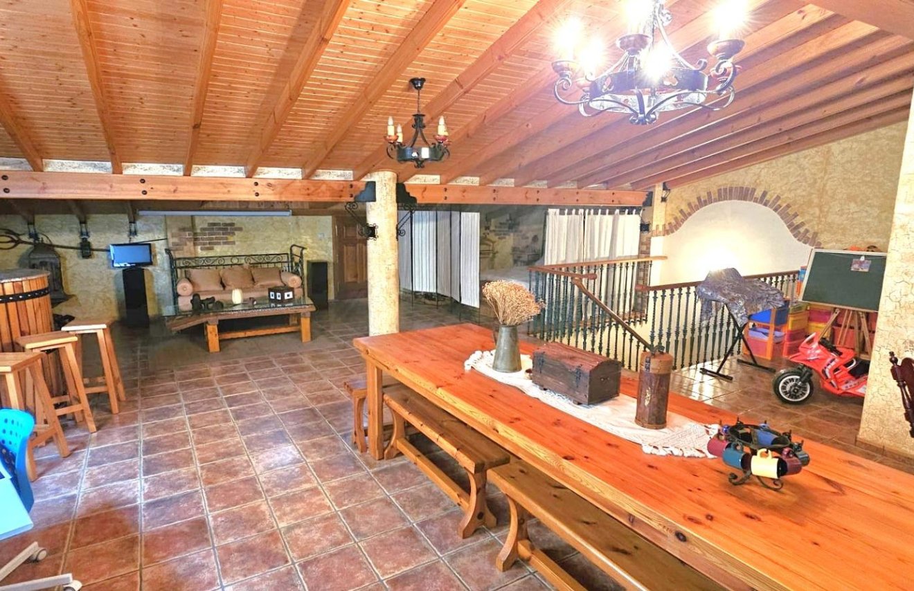 Revente - Chalet - Pinoso - CENTRO