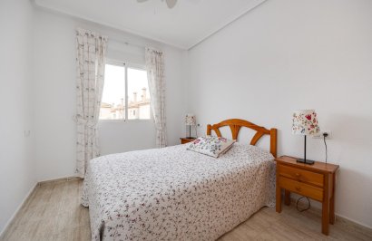 Resale - Bungalow Planta Alta - Torrevieja - Aguas nuevas 2