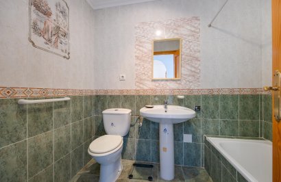 Resale - Bungalow Planta Alta - Torrevieja - Aguas nuevas 2