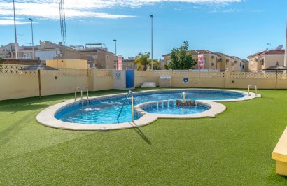 Resale - Bungalow Planta Alta - Torrevieja - Aguas nuevas 2