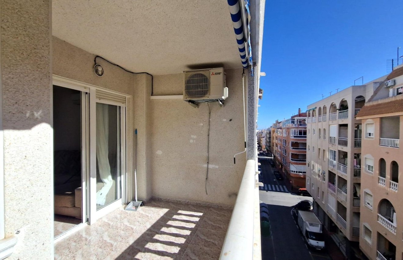 Revente - Apartamento - Torrevieja - Playa del Cura