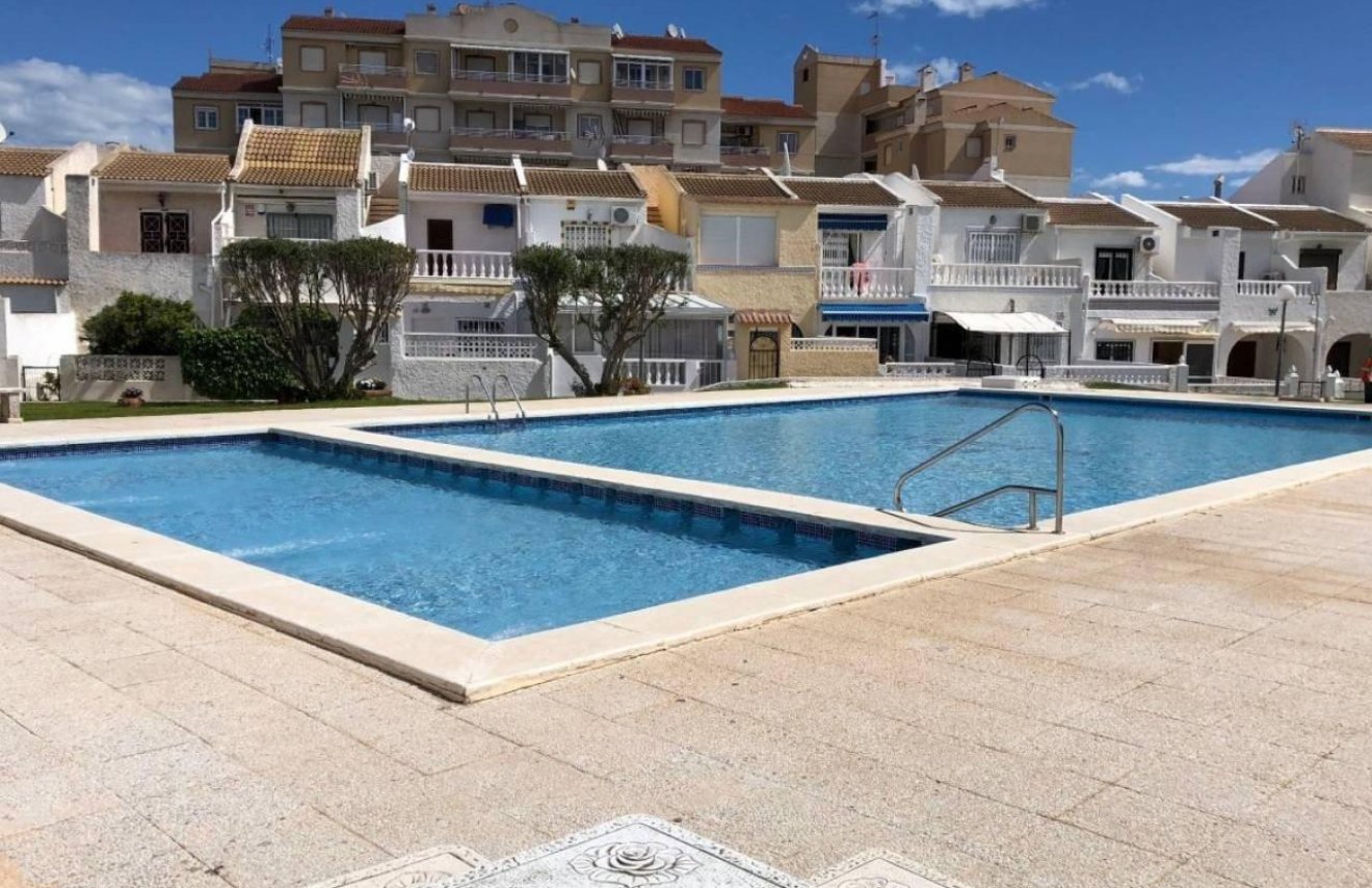 Resale - Townhouse - Torrevieja - Calas blanca