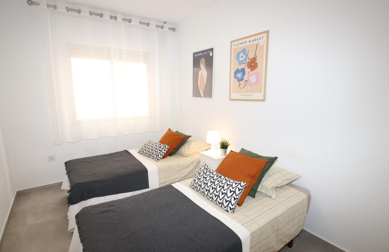 Revente - Apartamento - Torrevieja - Playa de los Locos