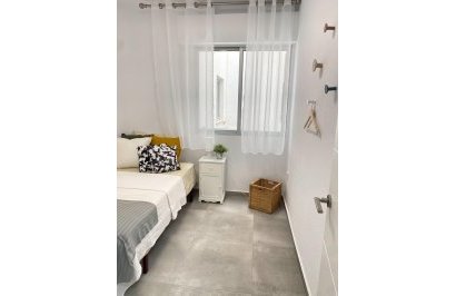 Revente - Apartamento - Torrevieja - Playa de los Locos