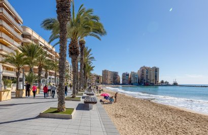 Revente - Apartamento - Torrevieja - Playa de los Locos