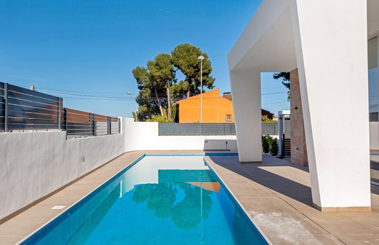 Nouvelle construction - Villa de Lujo - Torrevieja - Los Balcones - Los Altos del Edén