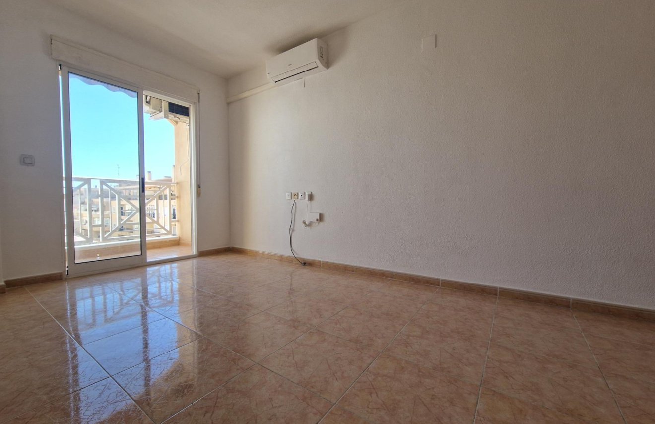 Revente - Apartamento - Torrevieja - Centro