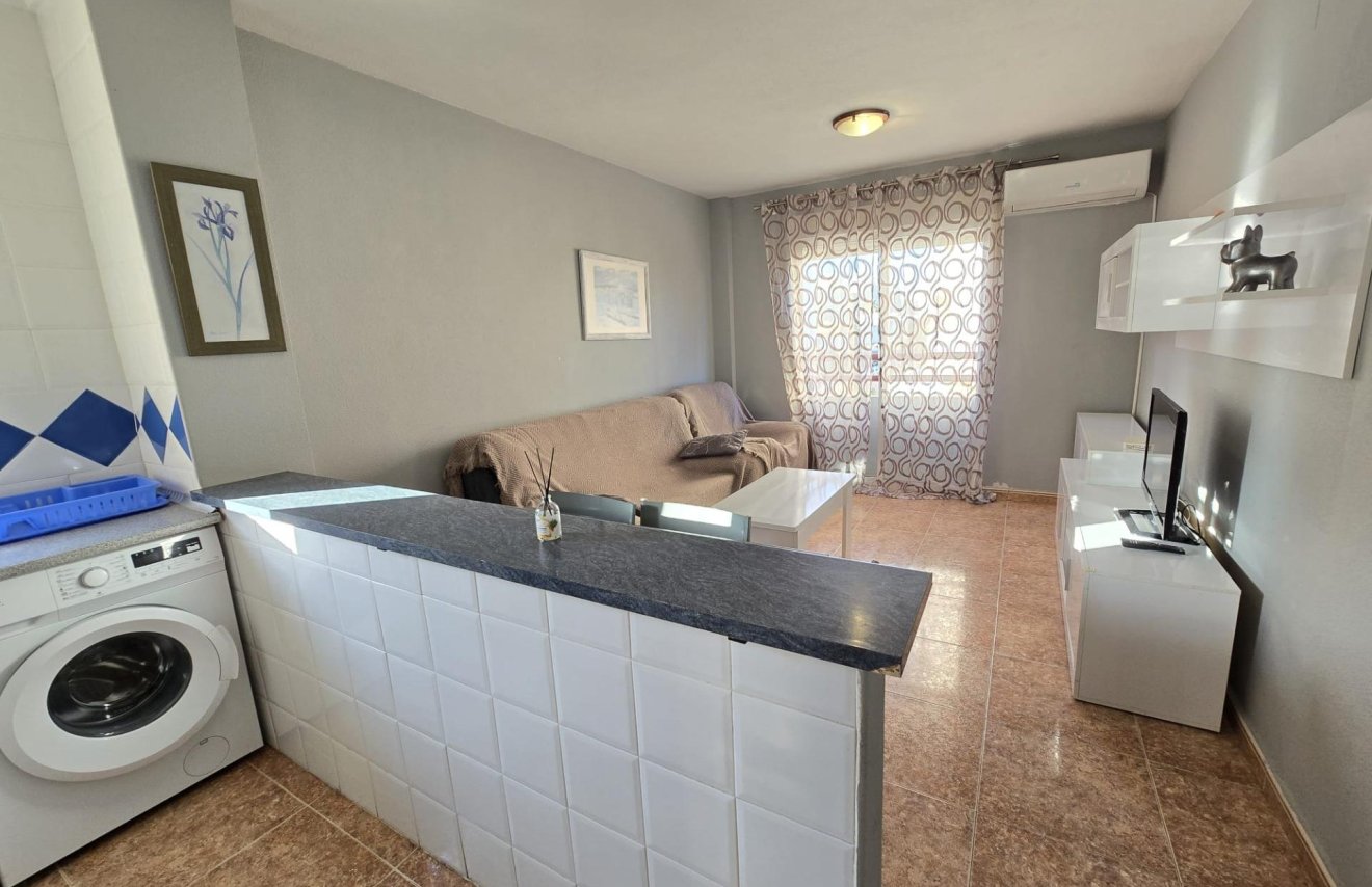 Revente - Apartamento - Torrevieja - Aguas Nuevas