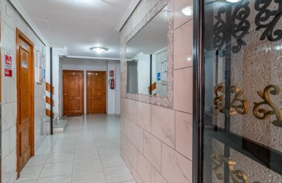 Revente - Apartamento - Torrevieja - Centro