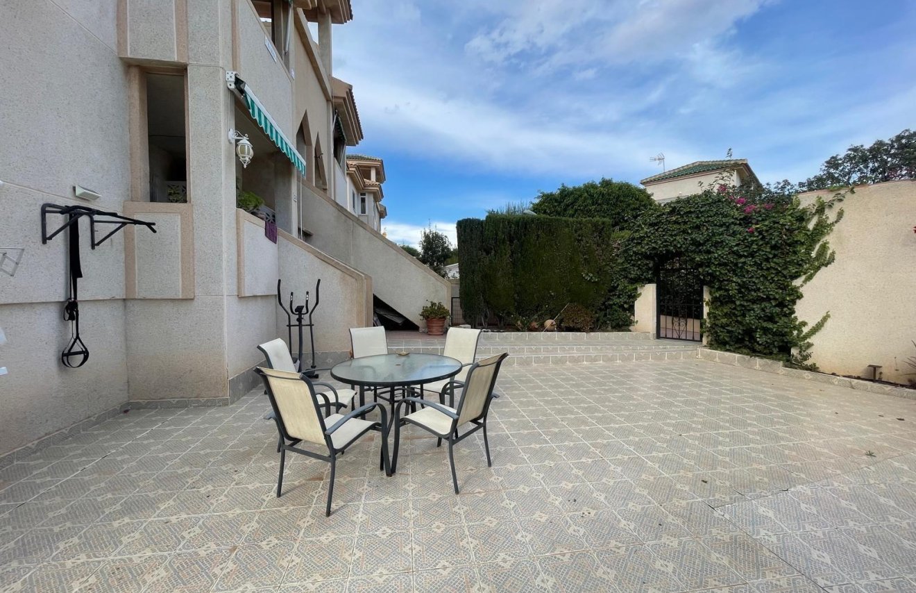 Resale - Bungalow Planta Baja - Torrevieja - Los Balcones - Los Altos del Edén