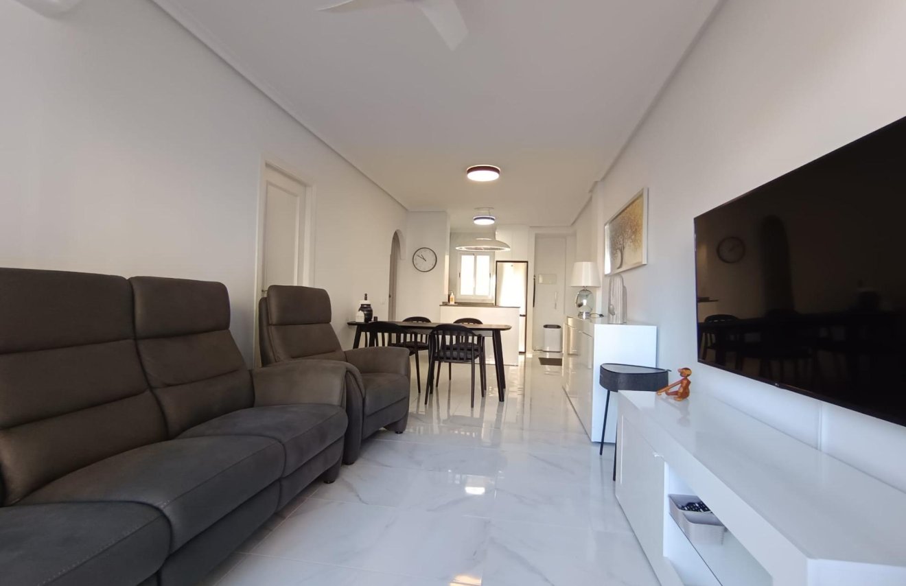 Resale - Apartamento - Torrevieja - La Siesta - El Salado - Torreta