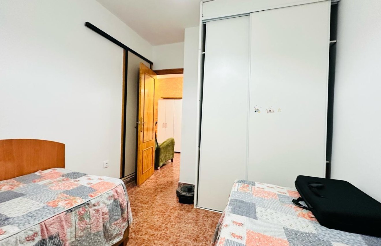 Revente - Apartamento - Torrevieja - Estacion de autobuses