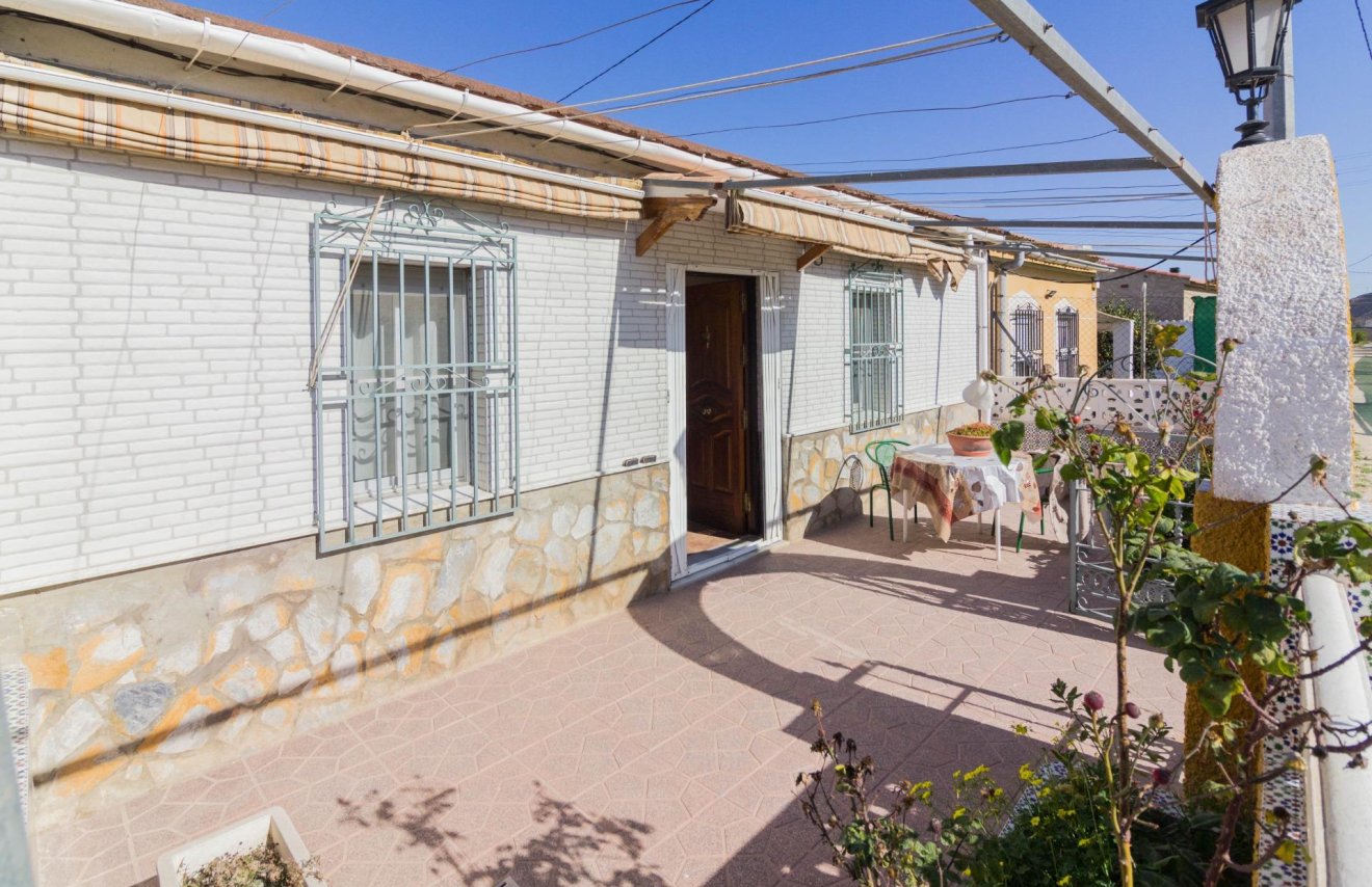 Revente - Casa - Redován - BARRIO LOS BENITOS