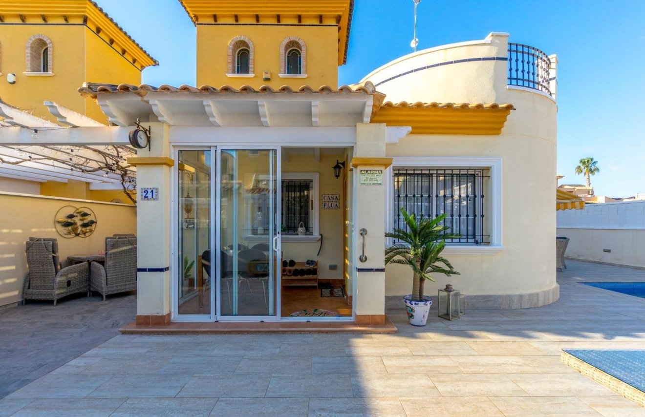 Revente - Villa - Orihuela - Urbanización Perla del Mar