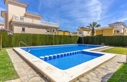 Reventa - Villa - Orihuela - Urbanización Perla del Mar