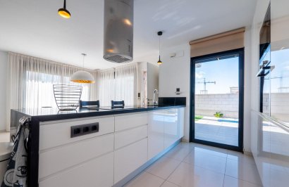 Reventa - Villa de Lujo - Ciudad quesada - Costa blanca sur