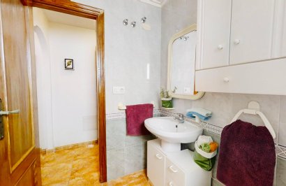 Resale - Apartamento - Torrevieja - Centro