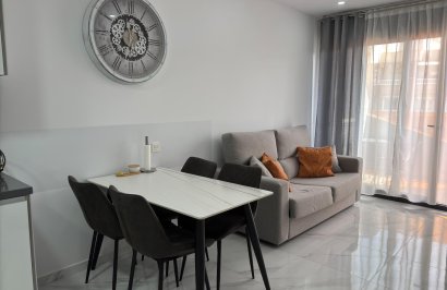 Resale - Apartamento - Torrevieja - Habaneras