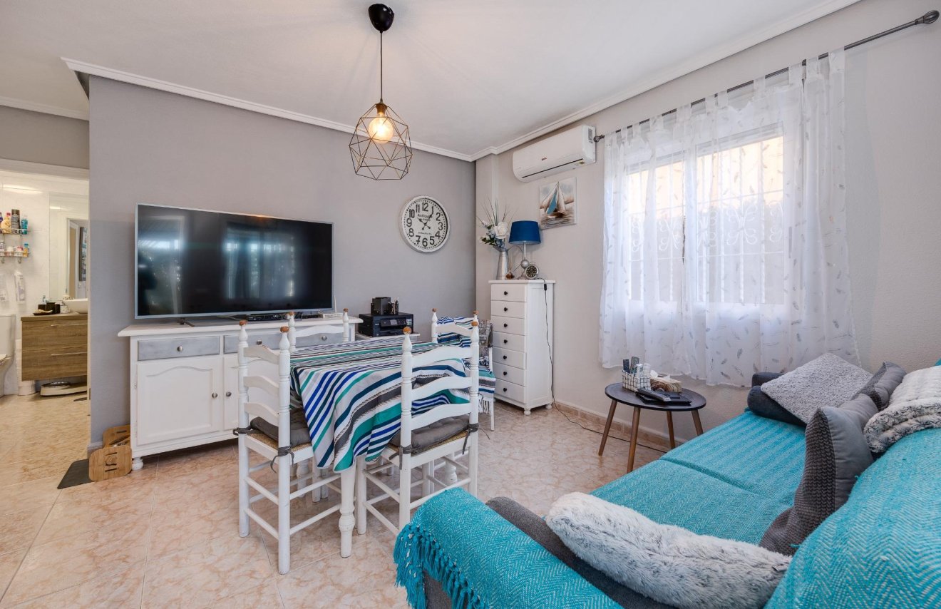 Reventa - Bungalow Planta Baja - Torrevieja - La veleta