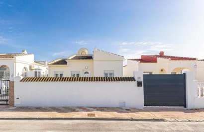 Revente - Chalet - Torrevieja - El chaparral