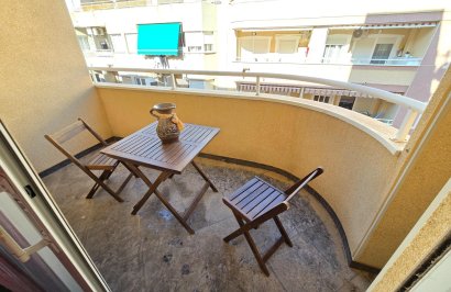 Resale - Apartamento - Torrevieja - Playa del Cura