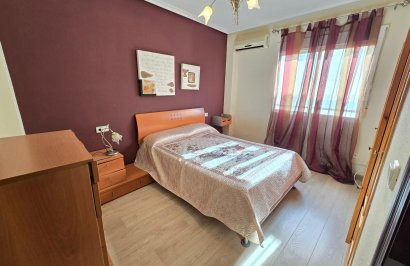 Resale - Apartamento - Torrevieja - Playa del Cura