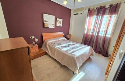 Resale - Apartamento - Torrevieja - Playa del Cura