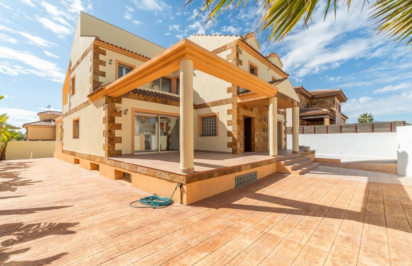 Reventa - Chalet - Torrevieja - Aguas nuevas 2