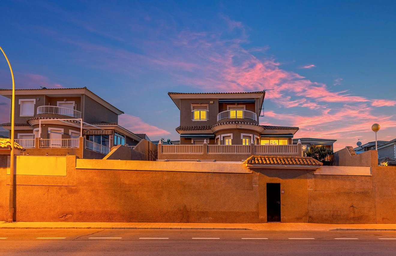 Revente - Villa - Torrevieja - Los Balcones - Los Altos del Edén