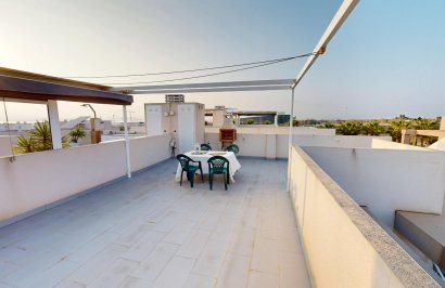 Reventa - Chalet - Torrevieja - Aguas Nuevas