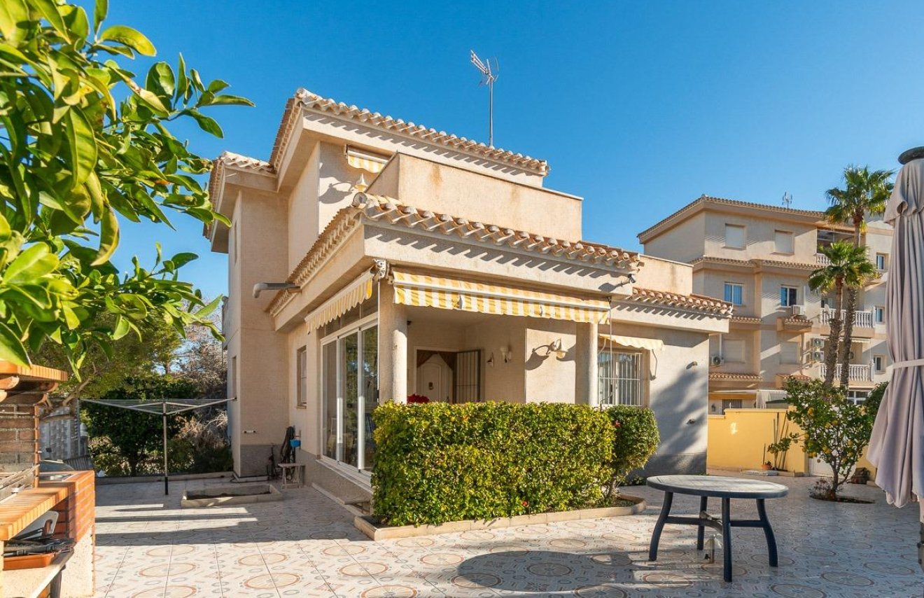 Reventa - Chalet - Orihuela Costa - Playa Flamenca