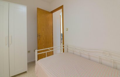 Alquiler a largo plazo - Apartamento - Guardamar del Segura - Avenidad cervante