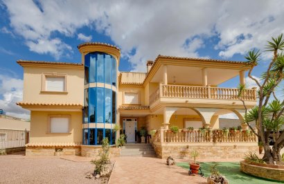 Reventa - Villa de Lujo - Orihuela - Desamparados-Hurchillo-Torremendo