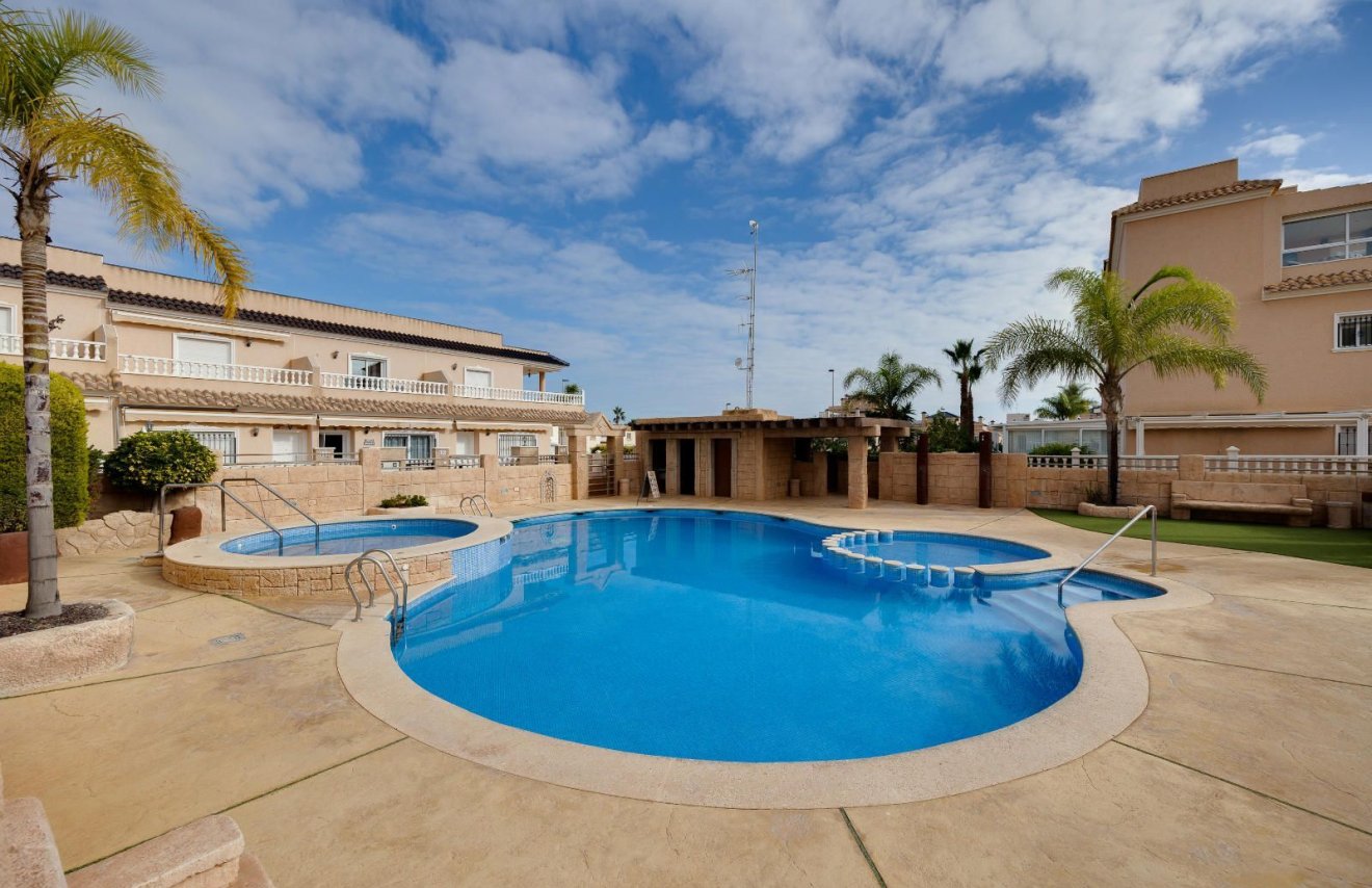 Reventa - Bungalow Planta Baja - Orihuela Costa - Los Dolses