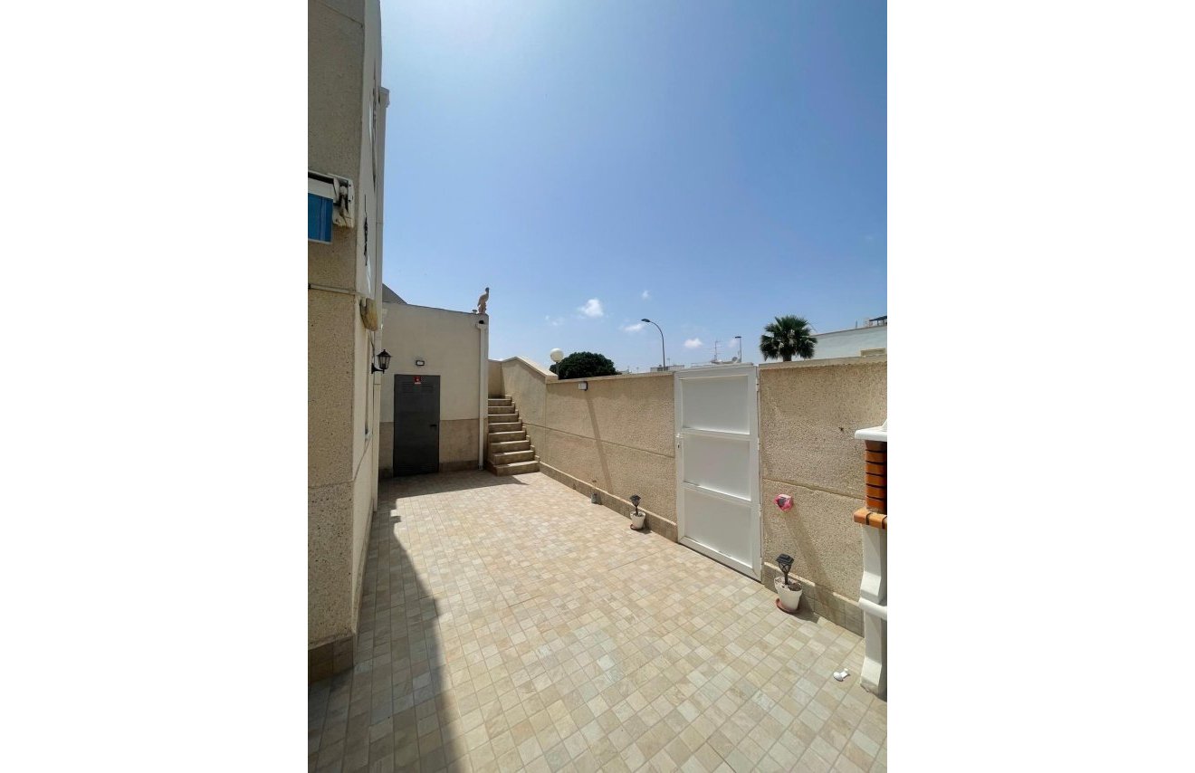 Resale - Townhouse - Torrevieja - Carrefour