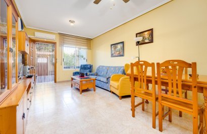 Resale - Townhouse - Torrevieja - Aguas nuevas 2