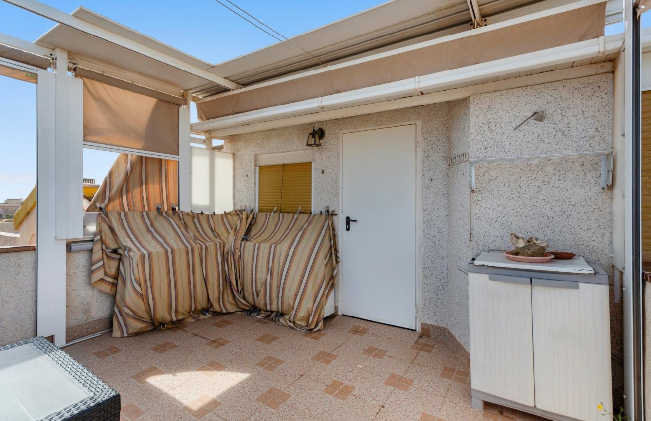 Resale - Bungalow Planta Alta - Torrevieja - Aguas nuevas 2